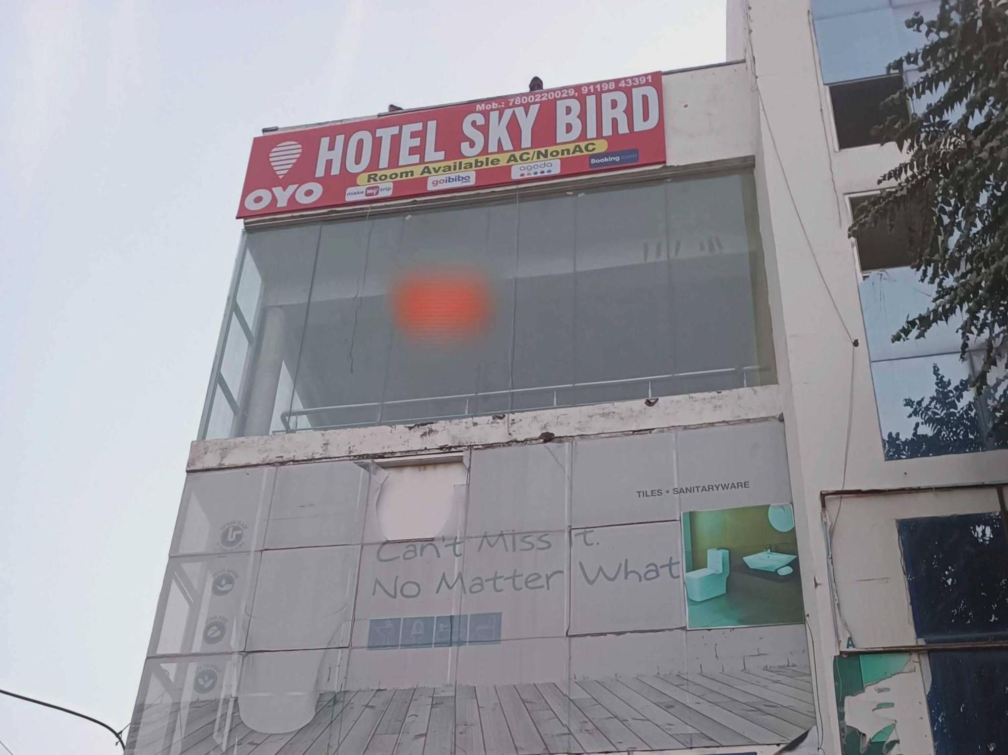 Hotel Sky Bird Bhauli Eksteriør billede